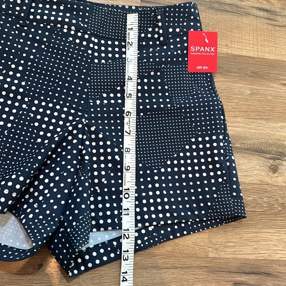 SPANX WOMENS SUNSHINE 4” SHORTS LIGHTWEIGHT POLKA DOT NAVY SZ XS NEW - Picture 5 of 11